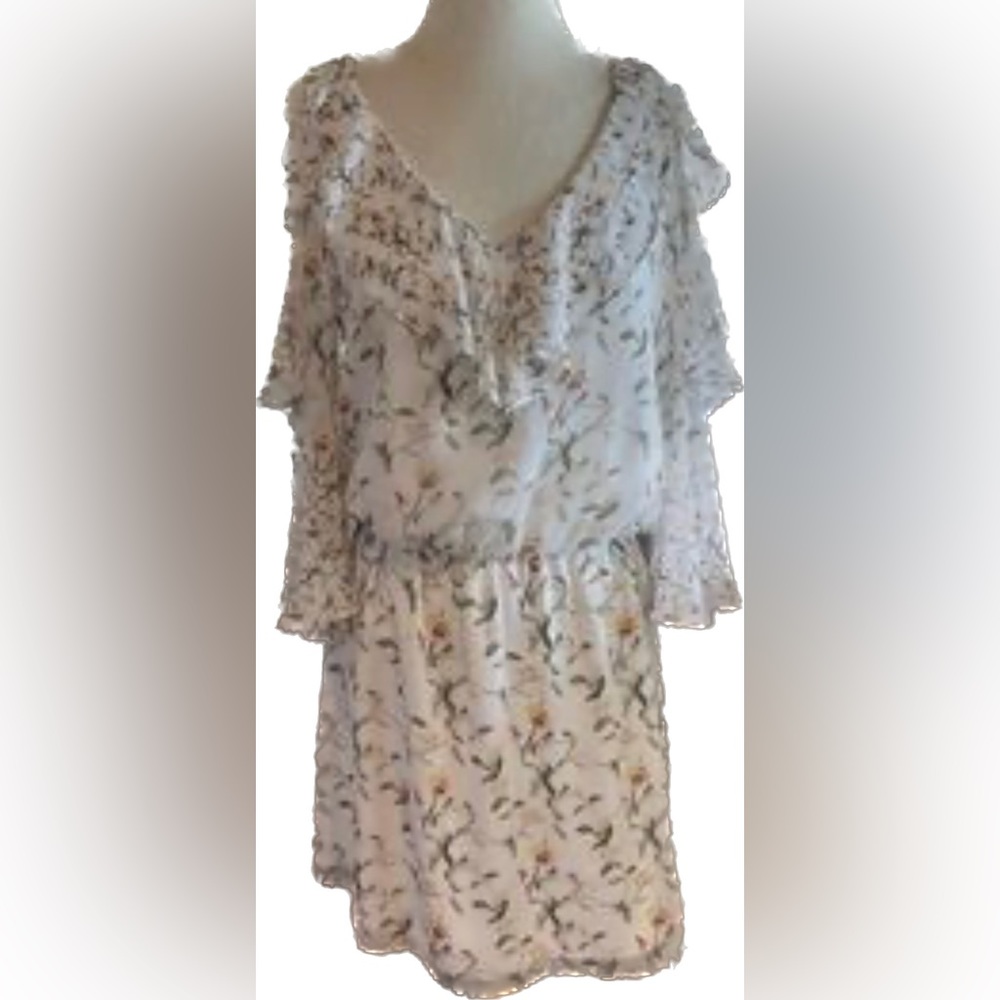White House Black Market cold shoulder dress size 8.